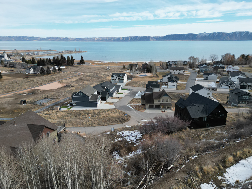 697 N LOCHWOOD DR Garden City, UT 84028