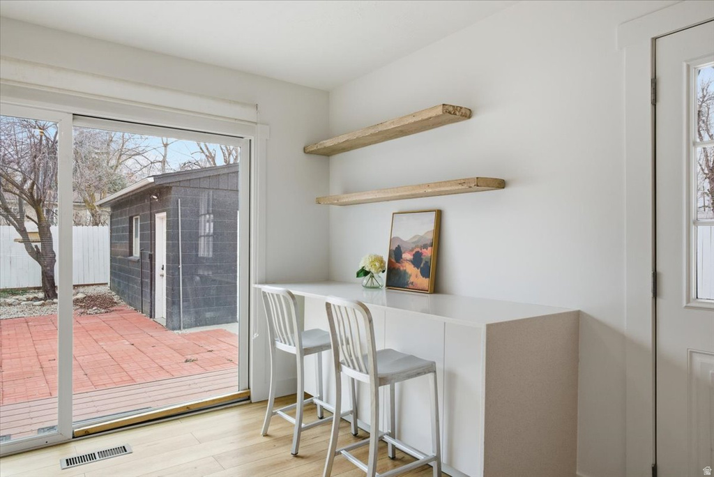 6869 S BROOKHILL DR Salt Lake City, UT 84121