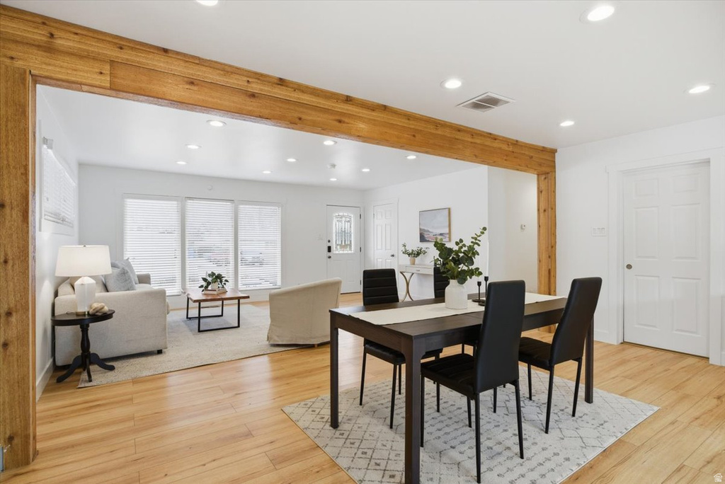 6869 S BROOKHILL DR Salt Lake City, UT 84121