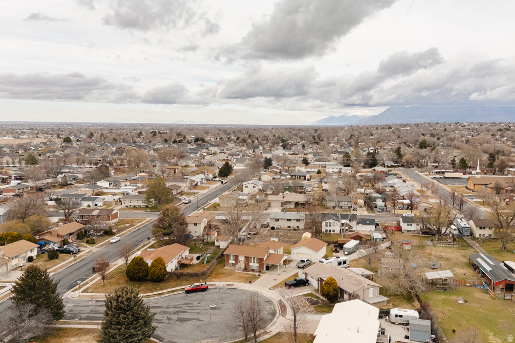 1167 W 2100 N Clinton, UT 84015