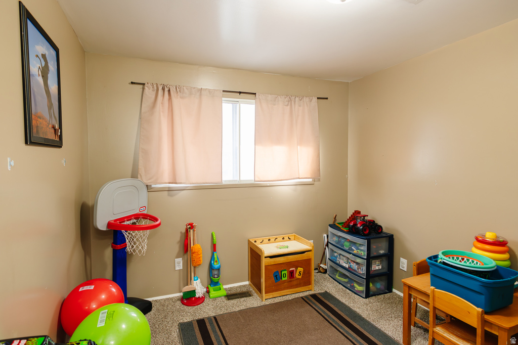 1167 W 2100 N Clinton, UT 84015