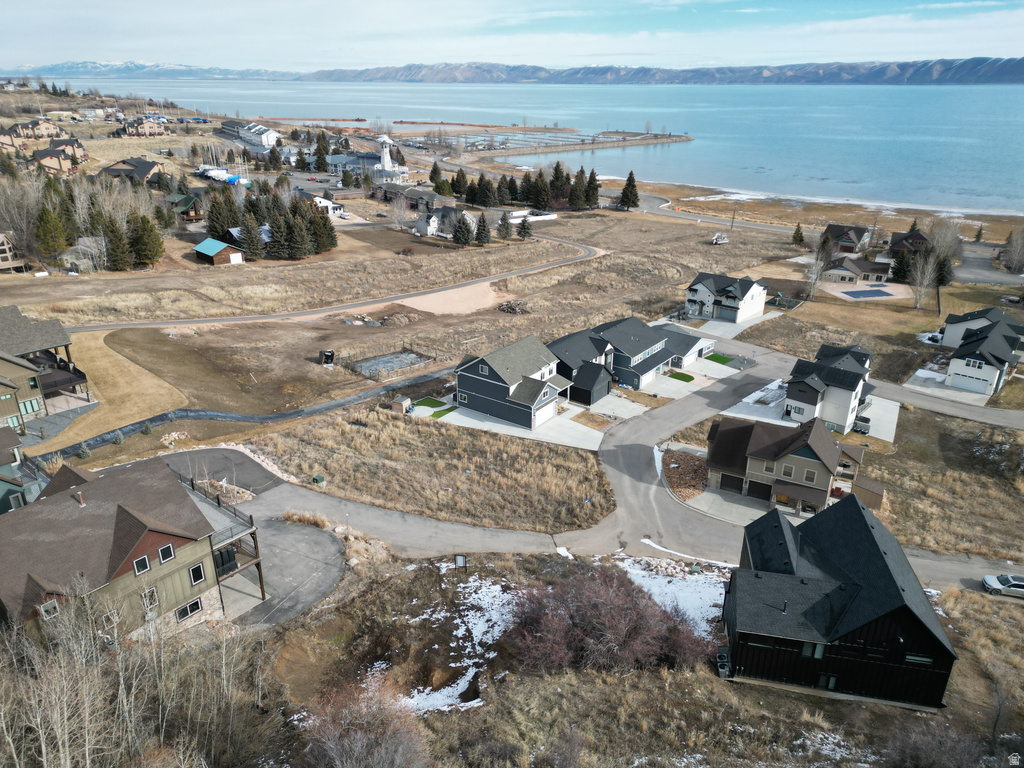 697 N LOCHWOOD DR Garden City, UT 84028