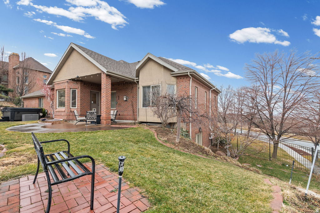 136 N FAIRWAY DR North Salt Lake, UT 84054