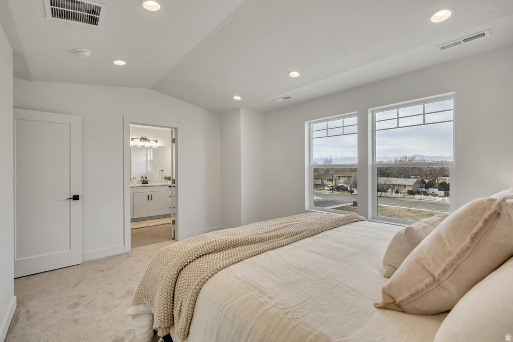 7633 S 300 E Sandy, UT 84047