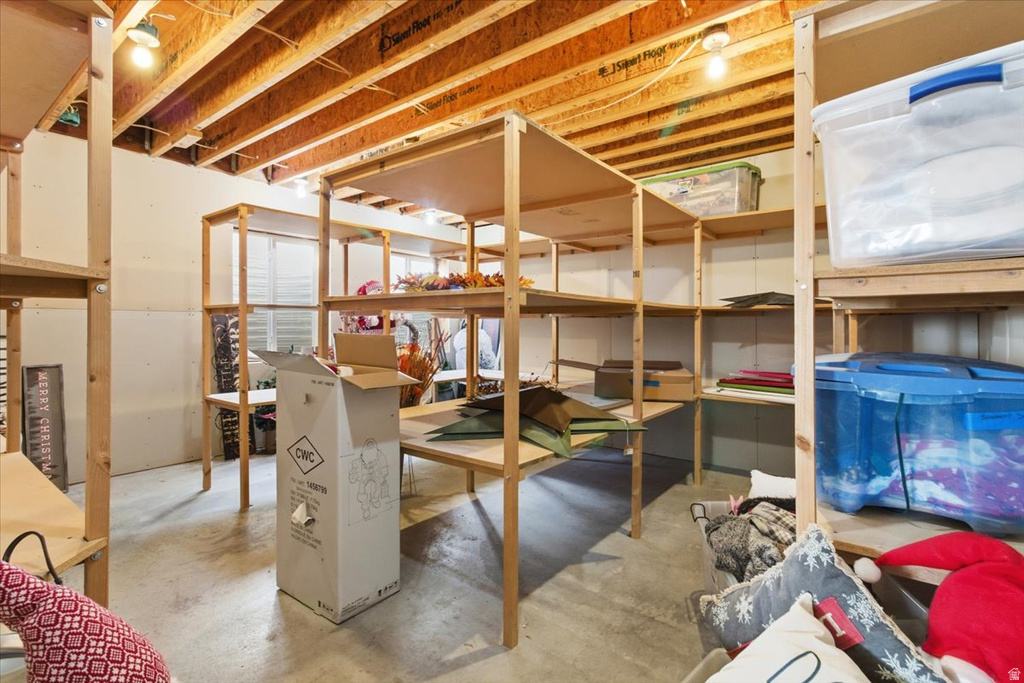 17500 N 4250 E Moroni, UT 84646