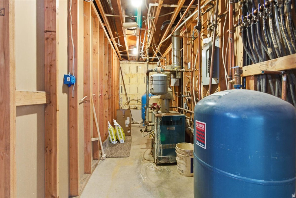 17500 N 4250 E Moroni, UT 84646