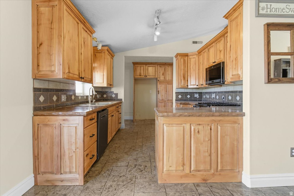 17500 N 4250 E Moroni, UT 84646