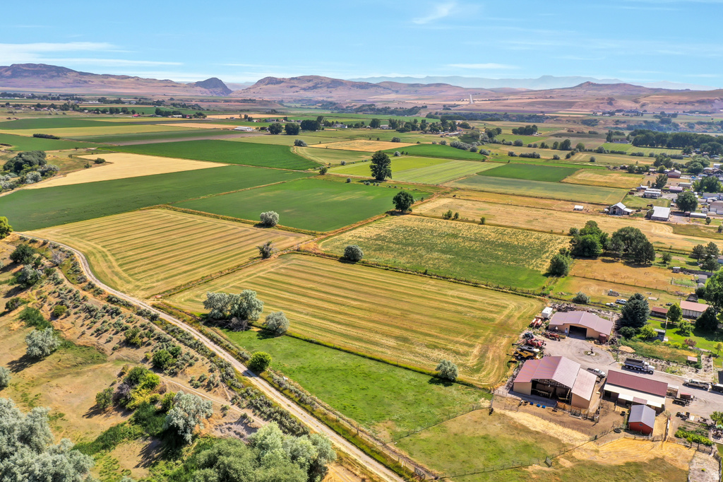 4840 W 14400 N Garland, UT 84312