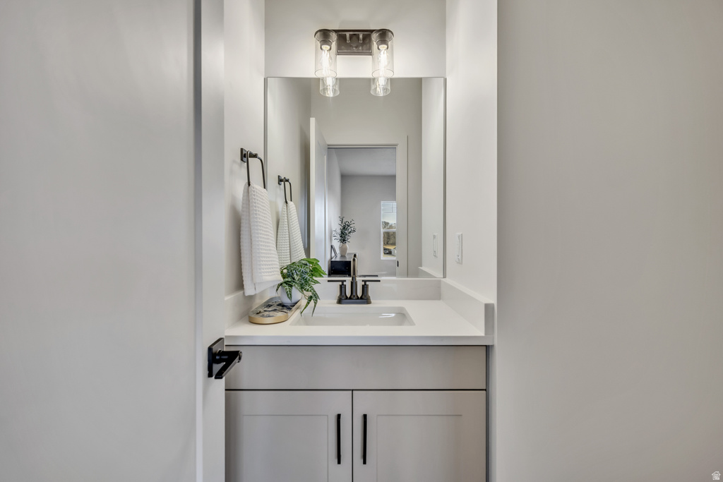 7633 S WOODTRAIL WAY Sandy, UT 84047