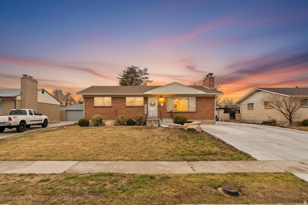 3721 W EL GLEN AVE West Valley City, UT 84120