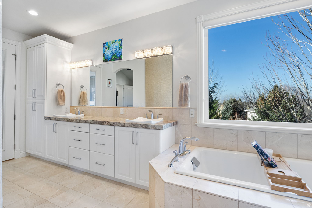 8330 S DANISH RD Cottonwood Heights, UT 84093