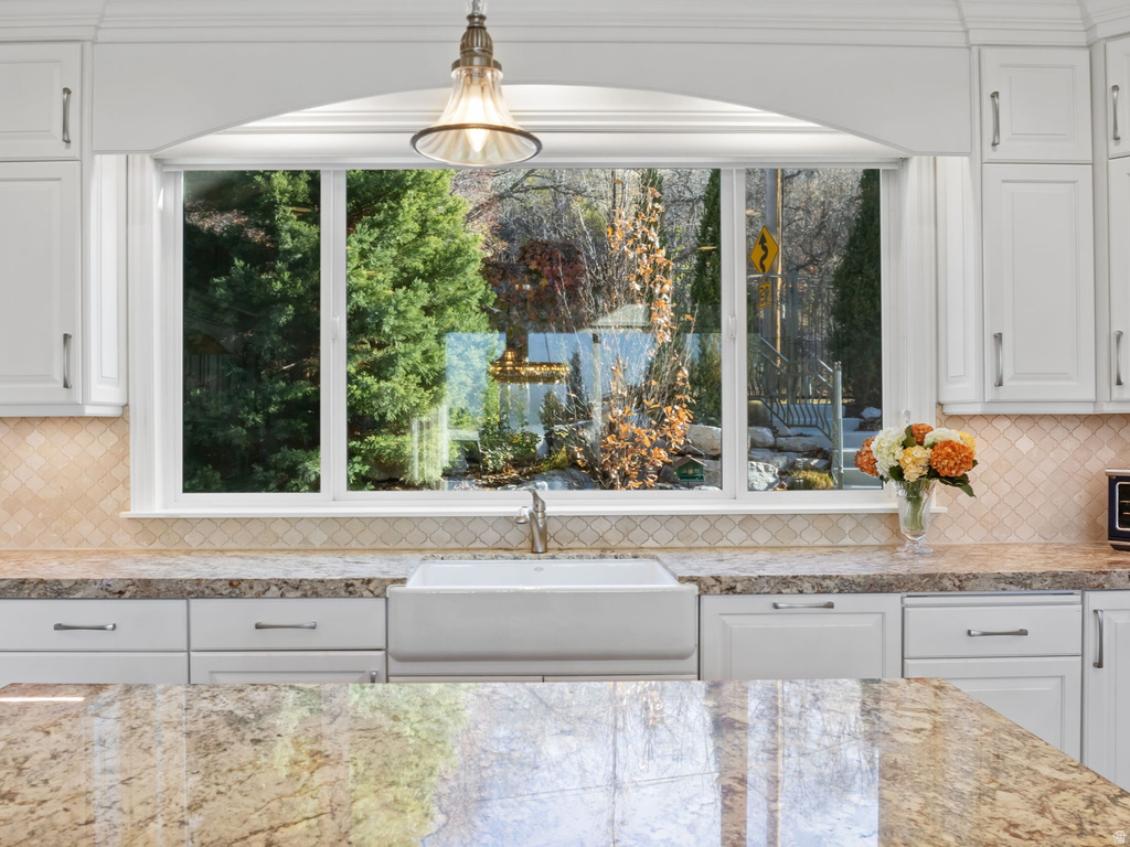 8330 S DANISH RD Cottonwood Heights, UT 84093