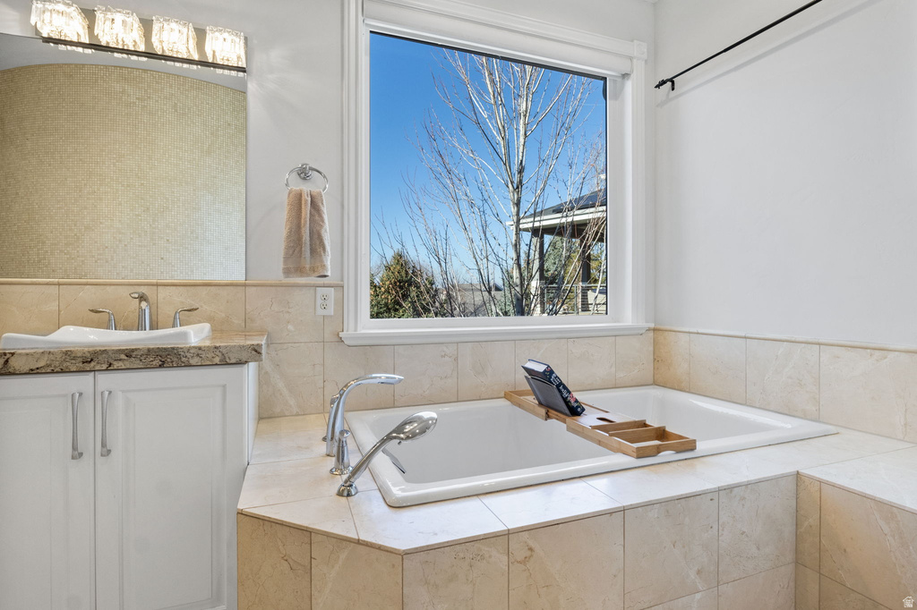 8330 S DANISH RD Cottonwood Heights, UT 84093