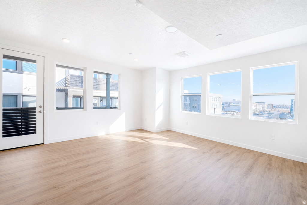 5263 W REVENTON RD #104 South Jordan, UT 84009