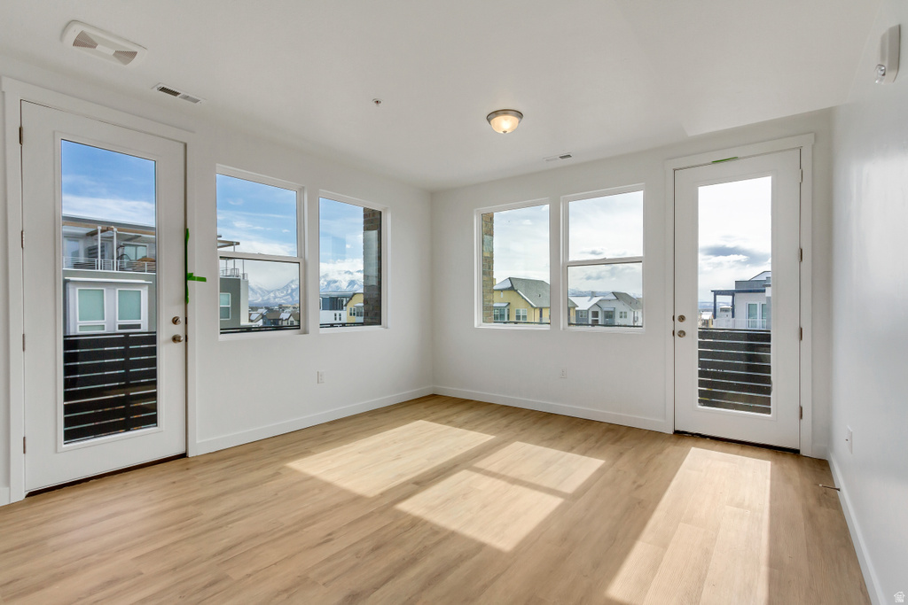 5263 W REVENTON RD #104 South Jordan, UT 84009