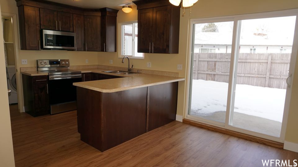 1997 E PARKRIDGE DR Cottonwood Heights, UT 84121