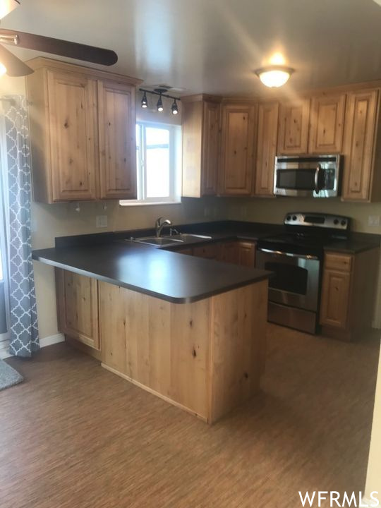 1997 E PARKRIDGE DR Cottonwood Heights, UT 84121