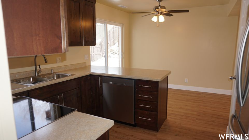 1997 E PARKRIDGE DR Cottonwood Heights, UT 84121