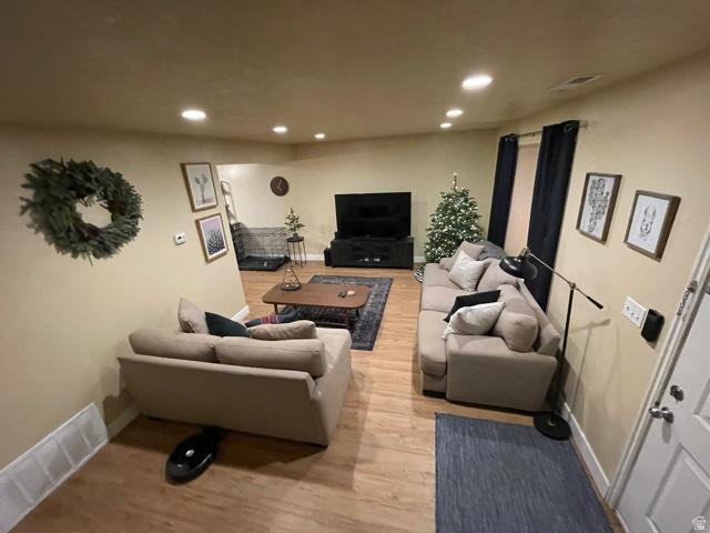 1997 E PARKRIDGE DR Cottonwood Heights, UT 84121