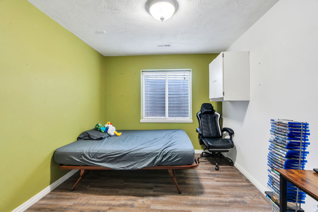 6073 W EAGLES PEAK CV West Valley City, UT 84128