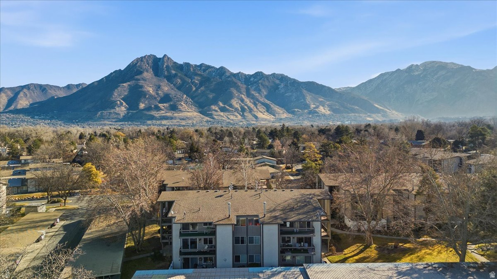 5809 S WATERBURY DR DR #D Salt Lake City, UT 84121