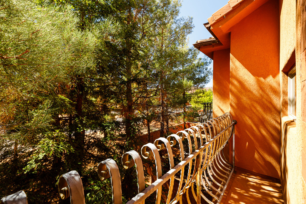 320 W LOS BARANCOS LN Kanab, UT 84741