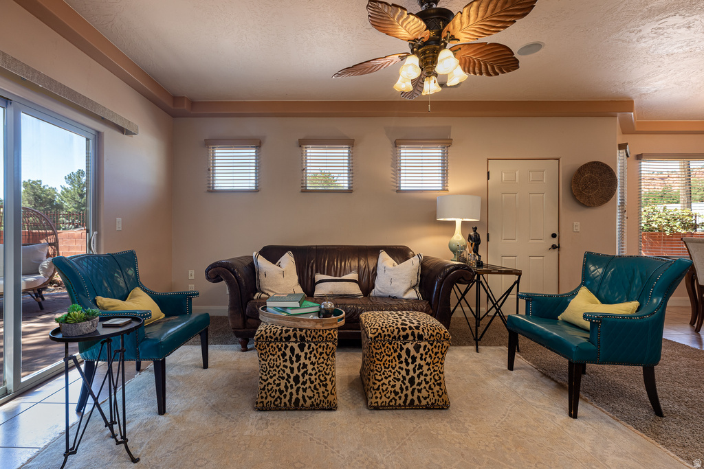 320 W LOS BARANCOS LN Kanab, UT 84741