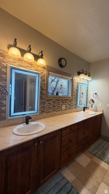 6623 S HIDDEN MILL CV Cottonwood Heights, UT 84121