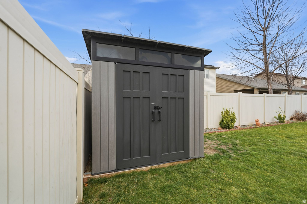 940 N SKIPTON North Salt Lake, UT 84054