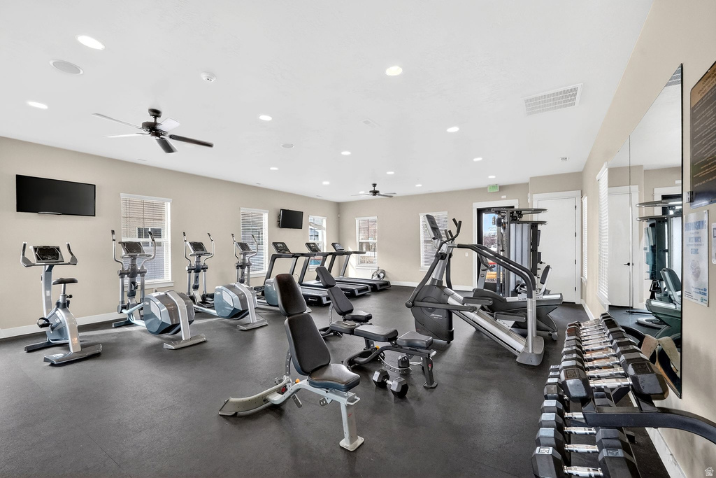 940 N SKIPTON North Salt Lake, UT 84054