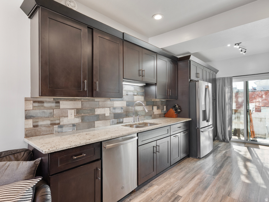 776 E GABLES ST Midvale, UT 84047