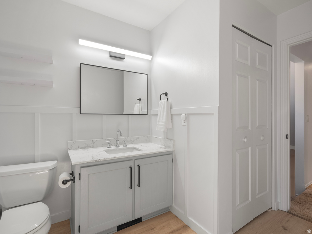 776 E GABLES ST Midvale, UT 84047