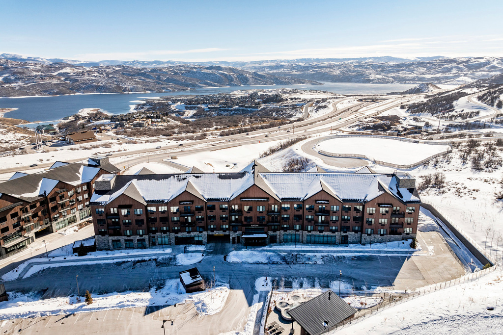 2303 W DEER HOLLOW RD #1329 Park City, UT 84060