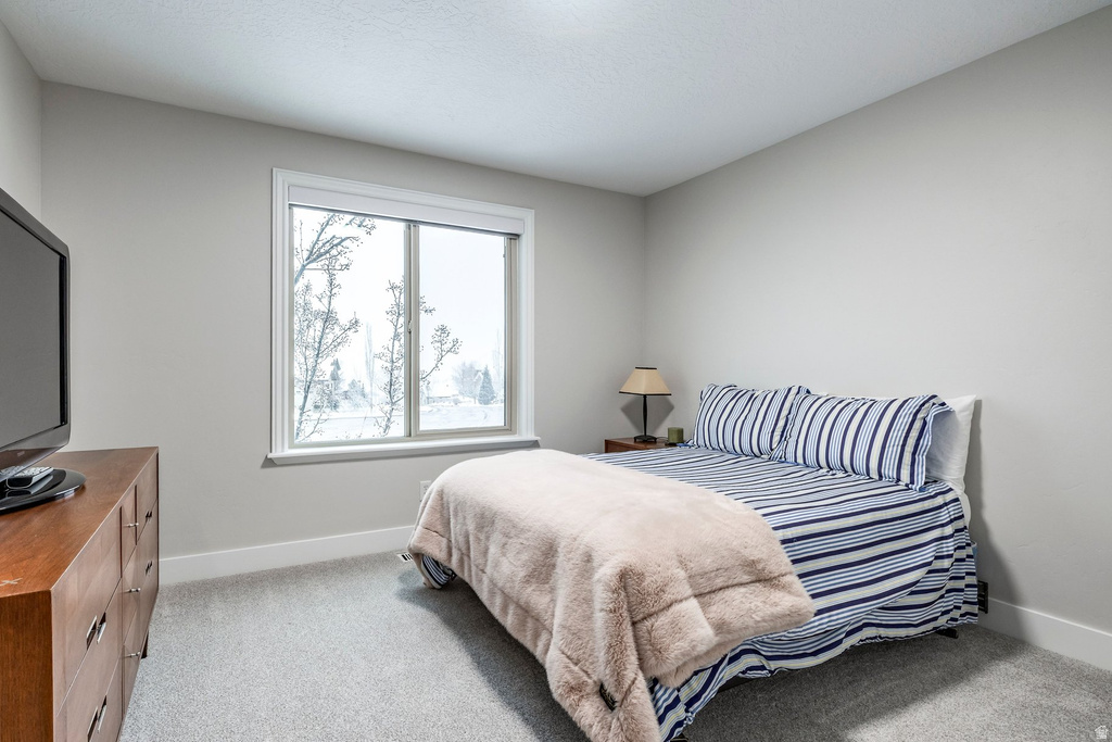 593 S HIDDEN CIR North Salt Lake, UT 84054