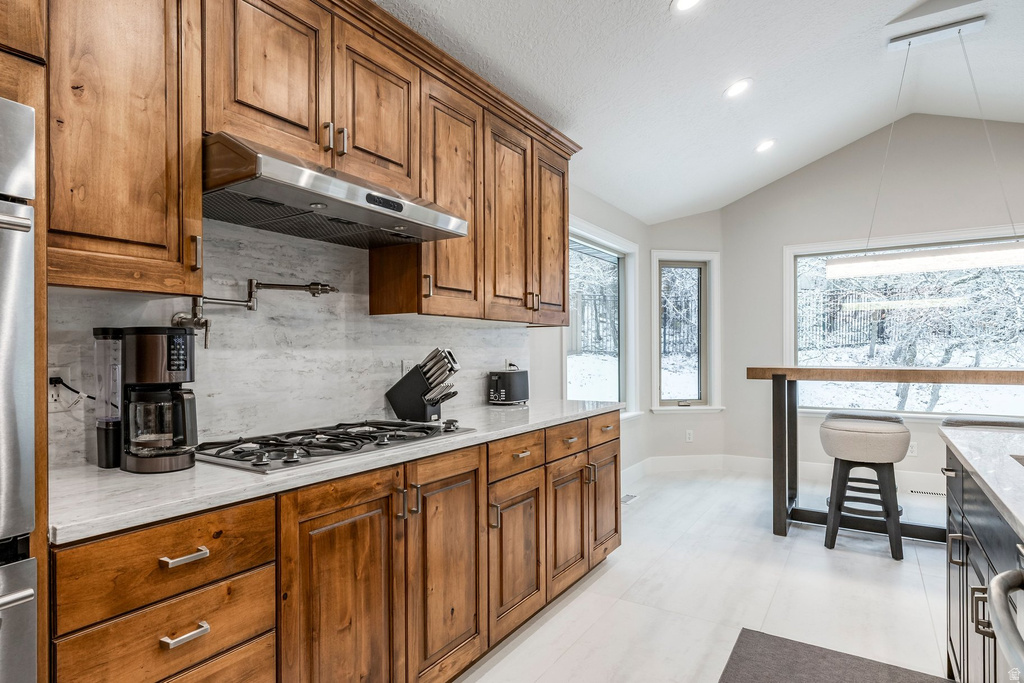 593 S HIDDEN CIR North Salt Lake, UT 84054