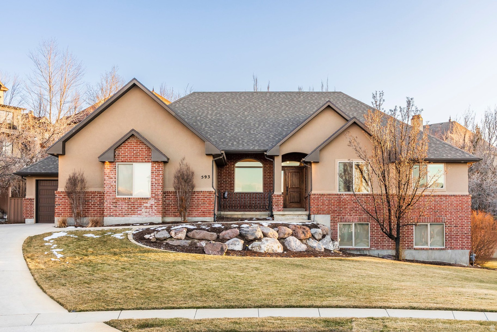 593 S HIDDEN CIR North Salt Lake, UT 84054