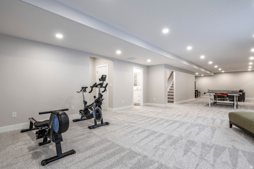 593 S HIDDEN CIR North Salt Lake, UT 84054