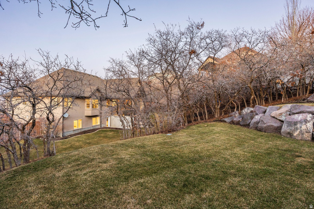 593 S HIDDEN CIR North Salt Lake, UT 84054