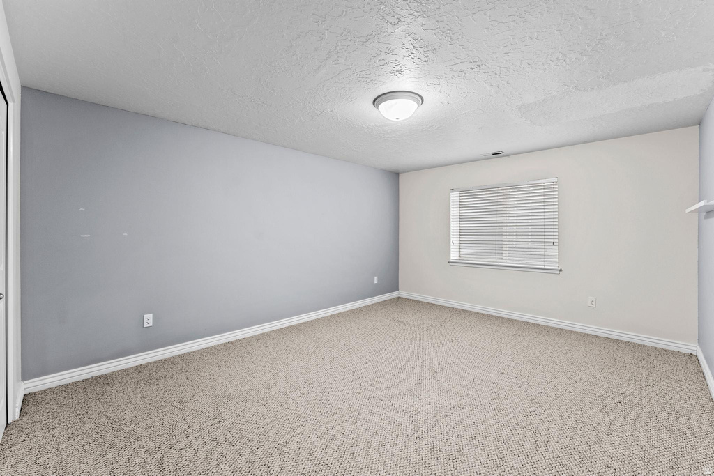 9928 S CASCADE DR Sandy, UT 84070