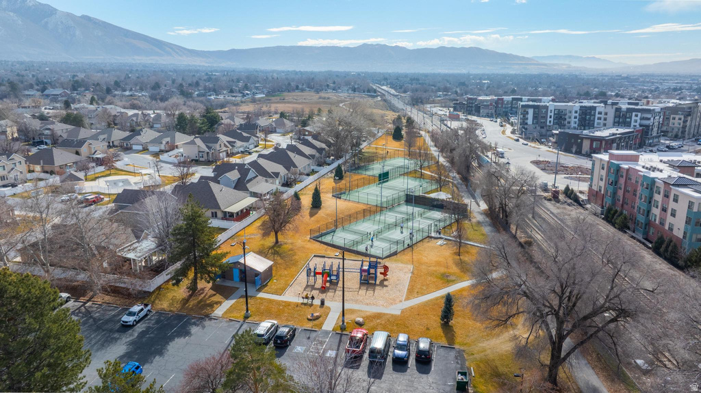 9928 S CASCADE DR Sandy, UT 84070