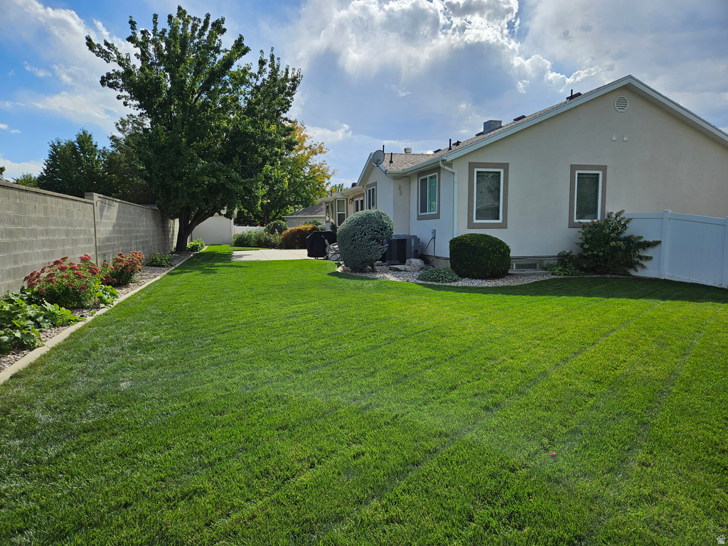 151 E EMILEE KAYE CIR Sandy, UT 84070