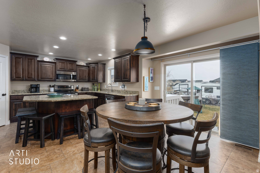 4403 W 5700 S Hooper, UT 84315