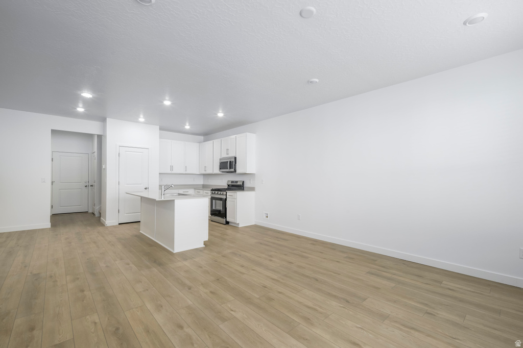 7563 S OPAL MOUNTAIN WAY #306 West Jordan, UT 84081