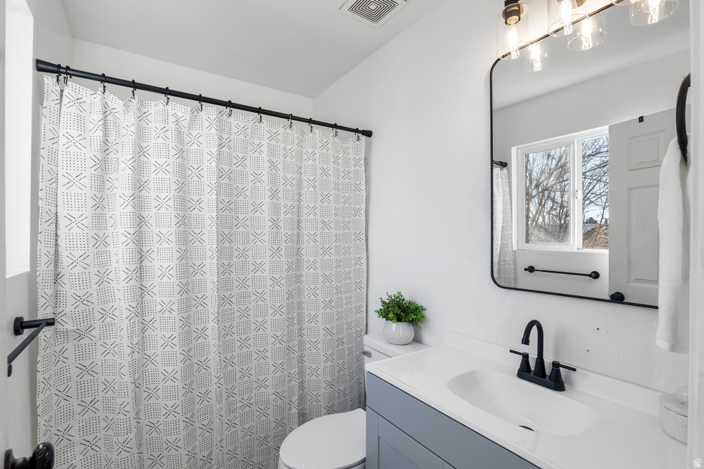 3877 S 6620 W West Valley City, UT 84128