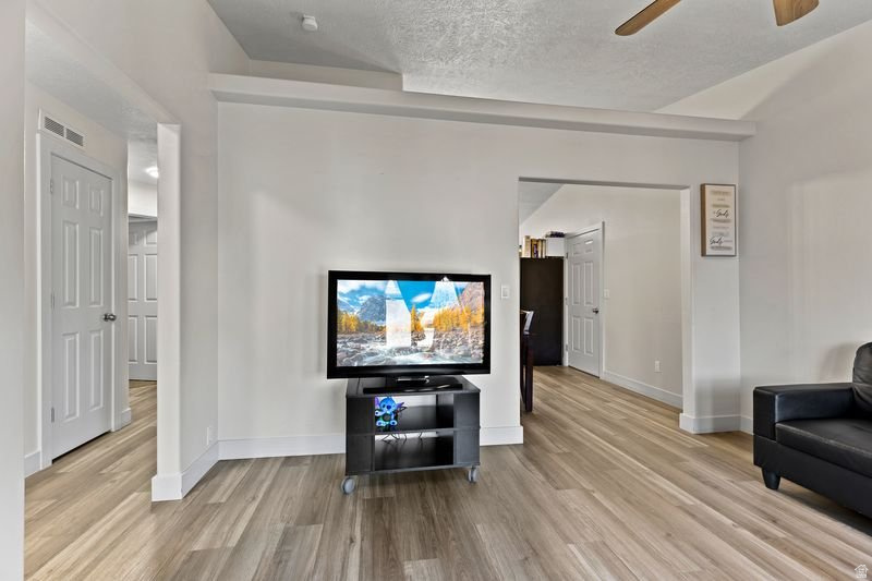 2550 E 610 N #A-B St George, UT 84790