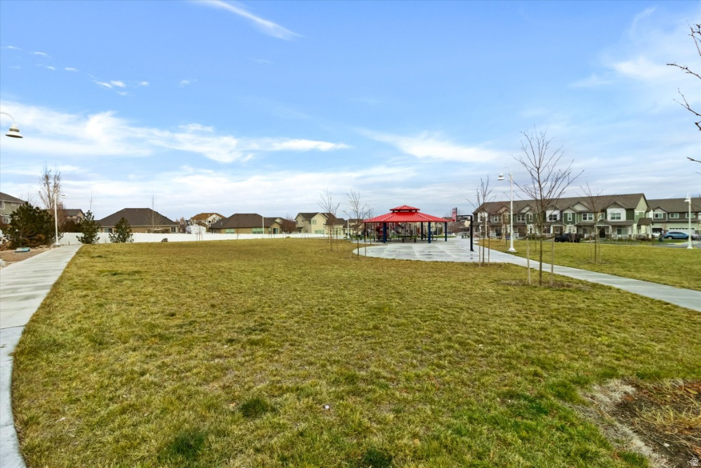 5653 W PELICAN RIDGE LN West Valley City, UT 84118