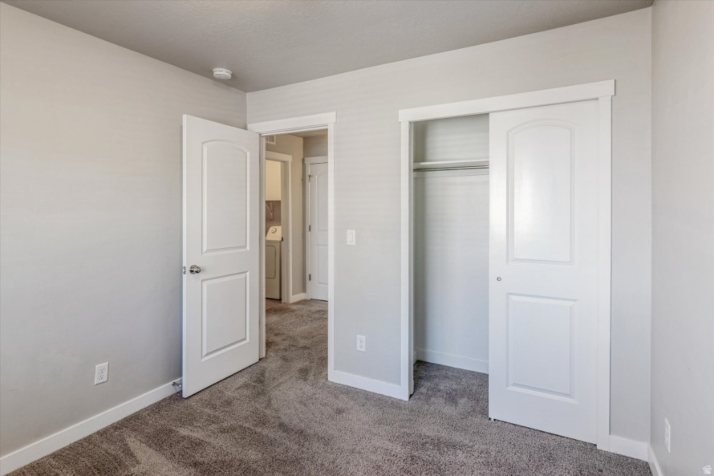 5653 W PELICAN RIDGE LN West Valley City, UT 84118