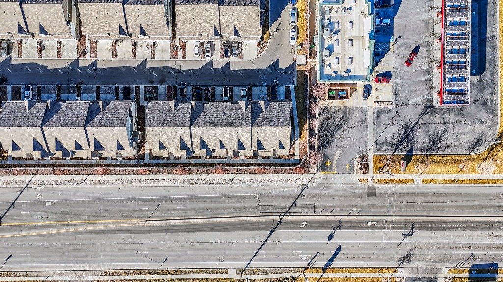 5653 W PELICAN RIDGE LN West Valley City, UT 84118