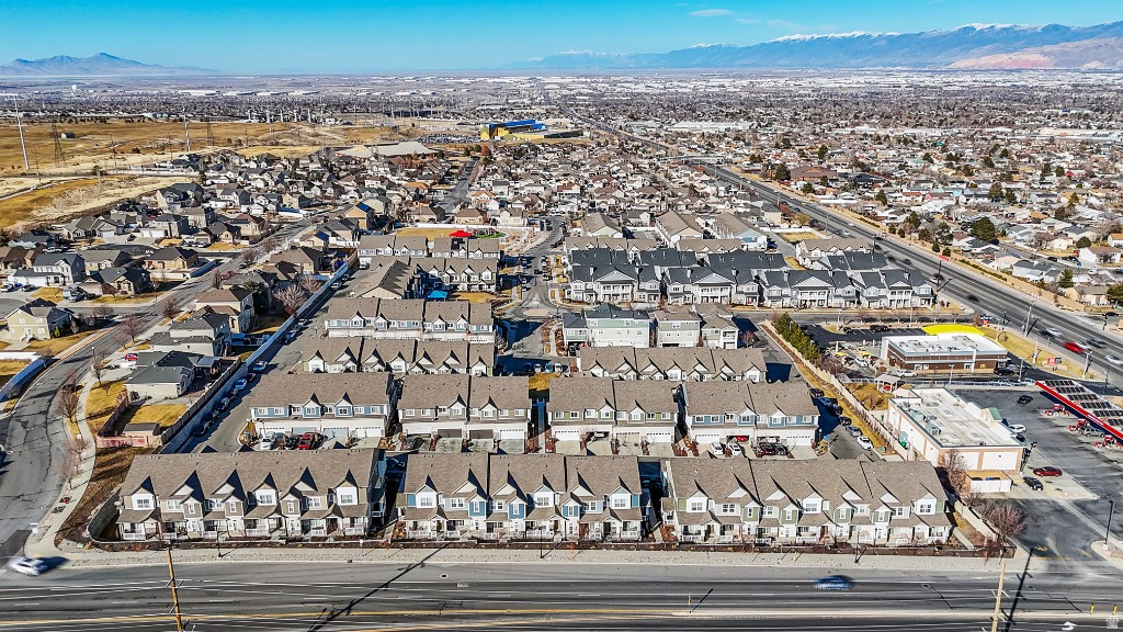 5653 W PELICAN RIDGE LN West Valley City, UT 84118