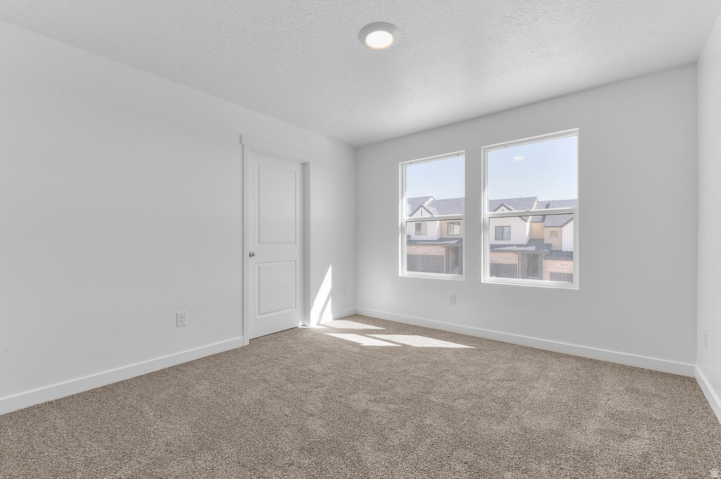 196 W LEVENGROVE DR #211 Lehi, UT 84048